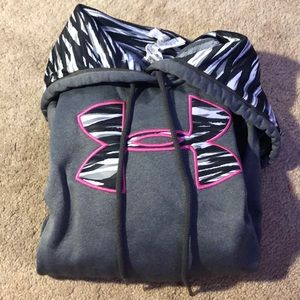 Under Armour Sweatshirt